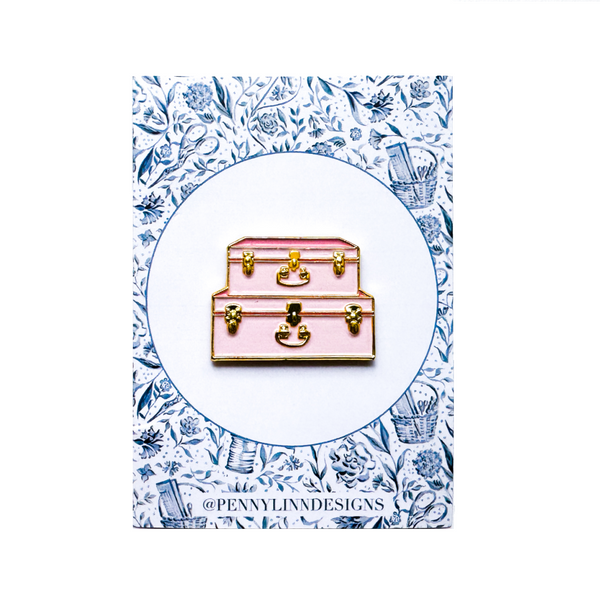 Petite Keep Stacked Trunk Needle Minder in Pink