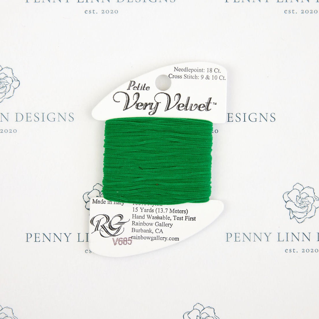 Petite Very Velvet V685 Turf Green