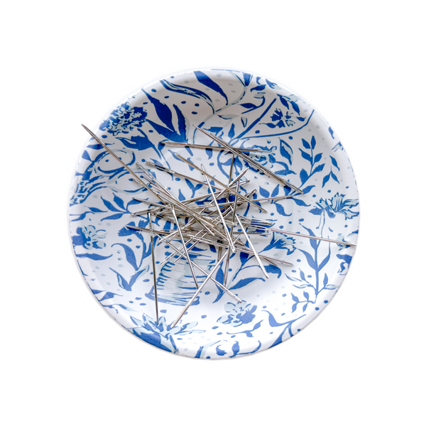 Blue Needlepoint Print Magnetic Ort Bowl