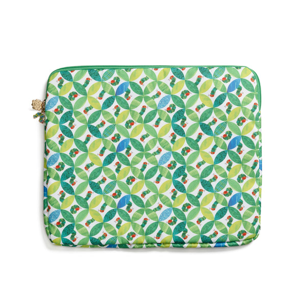 Circle Leaf Caterpillar Flat Pouch