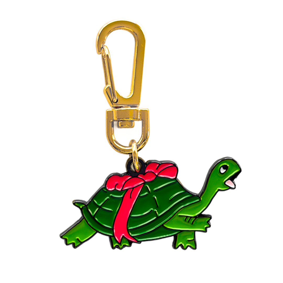 Eloise Skipperdee Enamel Keychain