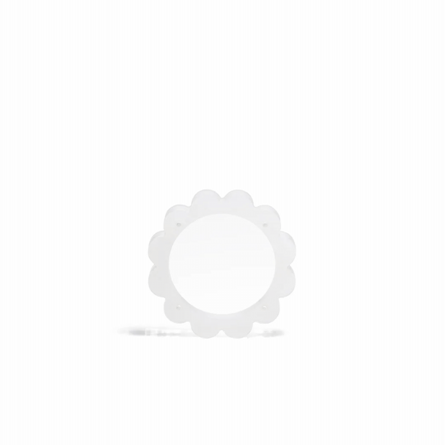 Scallop Acrylic Frame - 4" Circle - White