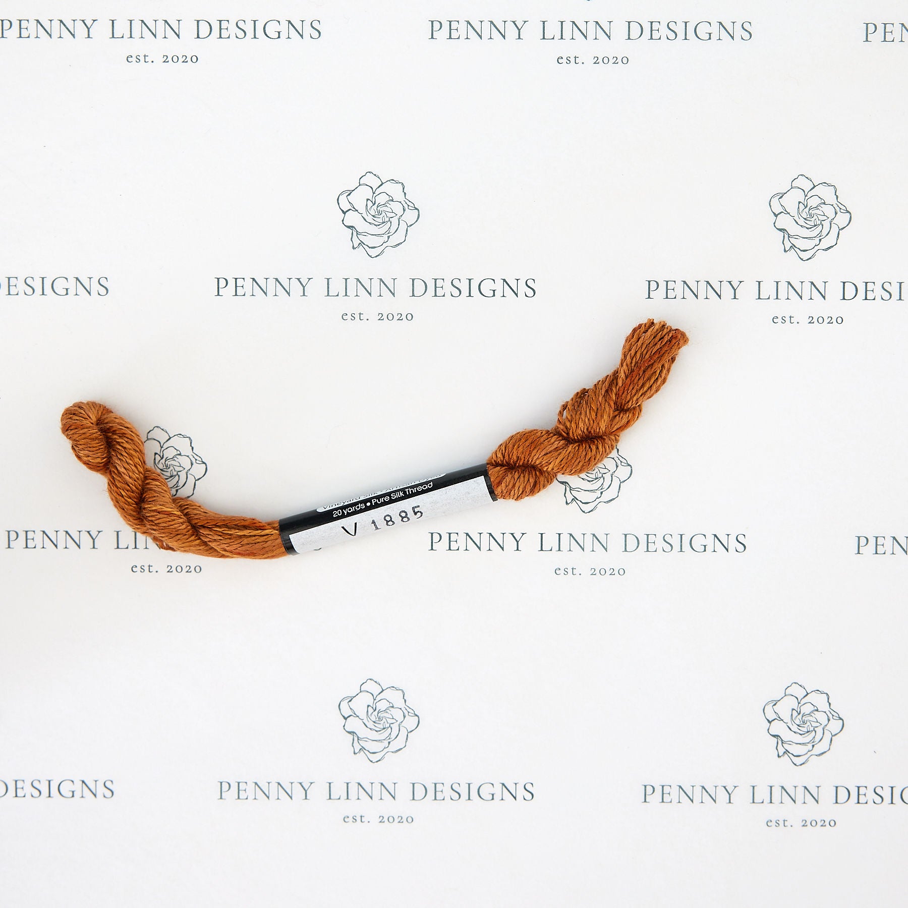 ThreadworX Vineyard Silk V1885 Hazelnut